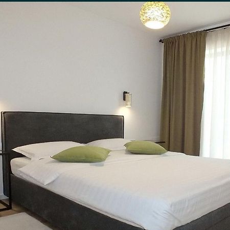 Savas Cosmopolit Brasov Magnolia Apartment ภายนอก รูปภาพ